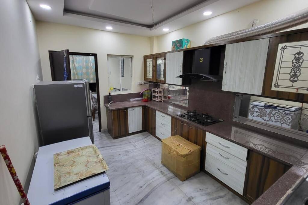 Paramount Cozy Villa Hyderabad Bagian luar foto