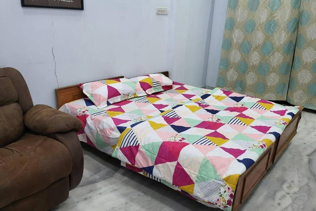 Paramount Cozy Villa Hyderabad Bagian luar foto